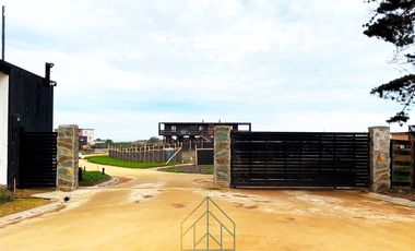 Sitio en Condominio a orillas de Punta de Lobos