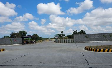 The Newest Residential lots for Sale at Orchard Golf Residences along Villar Avenue