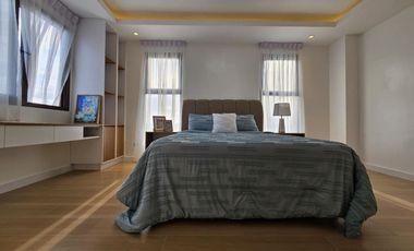 Overlooking ️Brand New Smarthome 3 StoreySingle Detached House with pool and garden