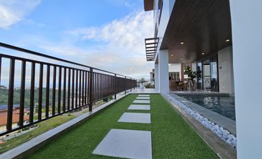 Overlooking ️Brand New Smarthome 3 StoreySingle Detached House with pool and garden