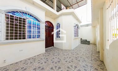 Casa en Venta Cerca del Tía de la calle 10 de Agosto, Machala