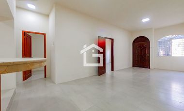 Casa en Venta Cerca del Tía de la calle 10 de Agosto, Machala