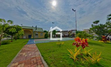 Casa en Venta en Urbanización San Patricio en Machala