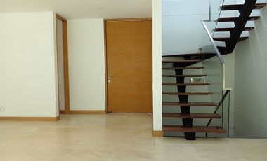 Casa en arriendo en Alto de Palmas, Envigado