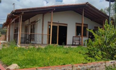 CABAÑA LOTE 1251 M2 BARRIO SAN MIGUEL PAIPA-BOYACÁ