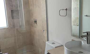 Casa en Renta en Santillana, Solares
