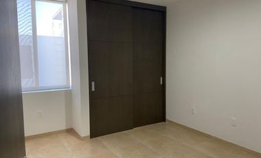Casa en Renta en Santillana, Solares