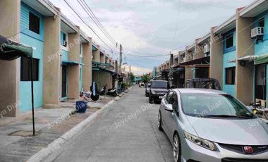 Inner Unit with 2 Bedrooms and 1 T&B