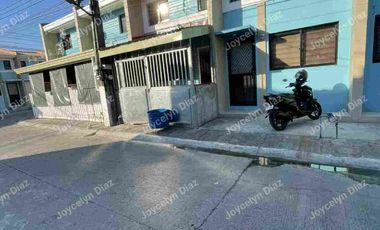 Inner Unit with 2 Bedrooms and 1 T&B