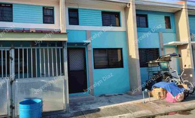 Inner Unit with 2 Bedrooms and 1 T&B