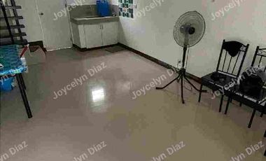 Inner Unit with 2 Bedrooms and 1 T&B