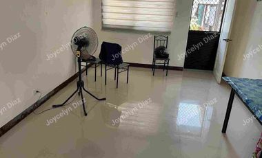 Inner Unit with 2 Bedrooms and 1 T&B