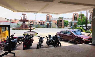 Inner Unit with 2 Bedrooms and 1 T&B