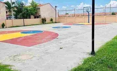 Inner Unit with 2 Bedrooms and 1 T&B