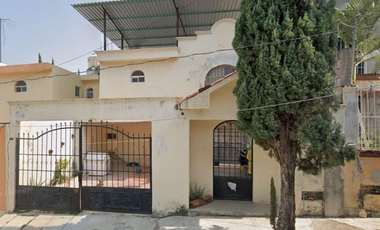 VENTA DE CASA EN JARDINES DEL PEDREGAL, TUXTLA GUTIERREZ, CHIAPAS.