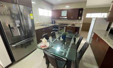 Alquilo casa Amoblada