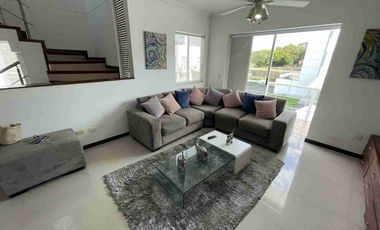 Alquilo casa Amoblada