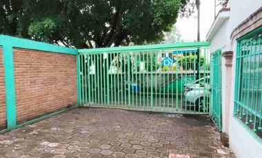 casa en RENTA avenida VENTURA PUENTE