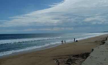FCTO  BA'WISHI,   TE GUSTARÍA VIVIR ENTRE LA PLAYA Y LA LAGUNA?
