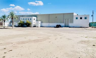 SE VENDE/RENTA NAVE INDUSTRIAL EN SAN PEDRO