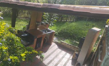 FINCA DE RECREO FAVORABLE A MEDIA HORA DESDE MEDELLIN ANTIOQUIA COLOMBIA.