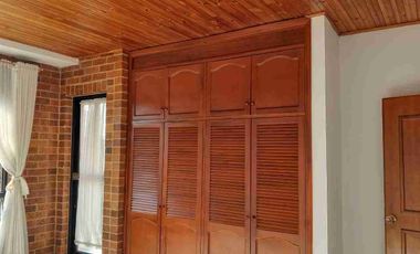 SE VENDE CASA EN EXCELENTE UBICACIÓN EN FUSAGASUGA
