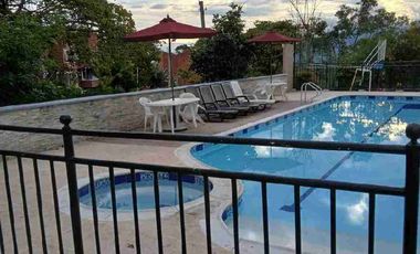 SE VENDE CASA EN EXCELENTE UBICACIÓN EN FUSAGASUGA