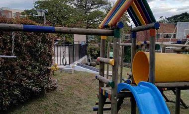 SE VENDE CASA EN EXCELENTE UBICACIÓN EN FUSAGASUGA