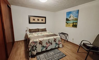 Se Renta Depto. Amueblado en Circuito Novelistas, Cd. Satélite, Edo. de México