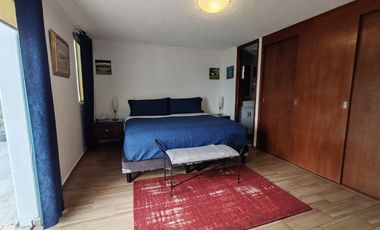 Se Renta Depto. Amueblado en Circuito Novelistas, Cd. Satélite, Edo. de México