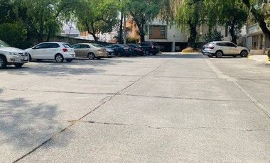 Se Renta Depto. Amueblado en Circuito Novelistas, Cd. Satélite, Edo. de México