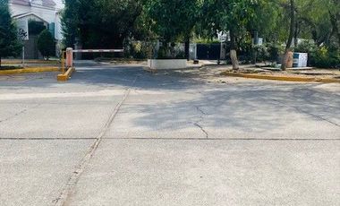 Se Renta Depto. Amueblado en Circuito Novelistas, Cd. Satélite, Edo. de México