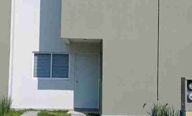 CASA SEMIAMUEBLADA EN RENTA, YECAPIXTLA MORELOS!