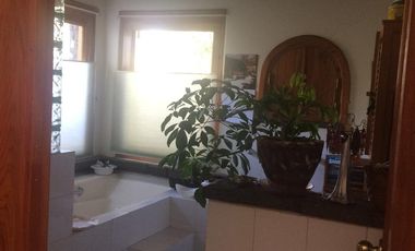 FRACCIONAMIENTO VALLE VERDE CAMINO A OBRAJUELOS CASA DE CAMPO TERRENO 1 HA Y 600 M2 CONSTRUCCION 3 RECAMARAS CUARTO DE SERVICIO TERRAZA PARA EVENTOS