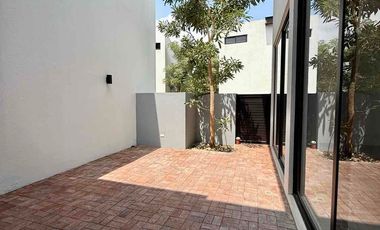 SOTILEZA-ISLA MOCOLI, Alquilo Courtyard semi-Amoblado 3 dormitorios $2500