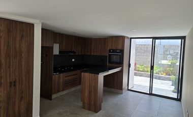 HERMOSA CASA EN CUAUTLANCINGO