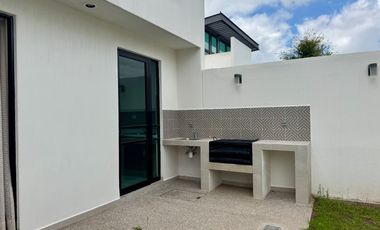 casa nueva en venta fraccionamiento Catara con terreno amplio