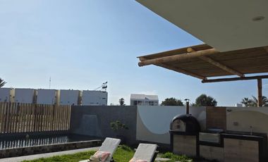 SE VENDE CASA EN CONDOMINIO EN PARACAS - PISCO