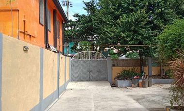 Beachfront House For Sale in Lapu lapu City