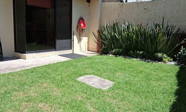 CASA MUY FUNCIONAL Y UBICADISIMA, EN PERFECTO ESTADO