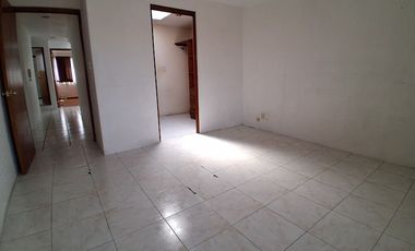 CASA MUY FUNCIONAL Y UBICADISIMA, EN PERFECTO ESTADO