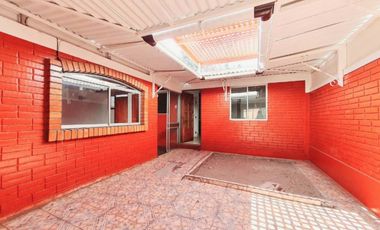 Venta casa sólida de un piso, sector Rotonda Azapa, Arica