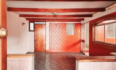 Venta casa sólida de un piso, sector Rotonda Azapa, Arica