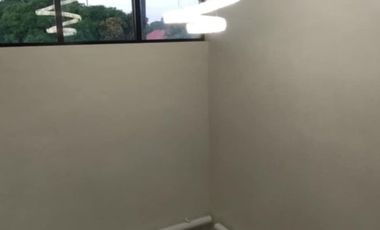 Furnished House in Windsor Heights Tagaytay for RENT! 256 sqm at 70k per month