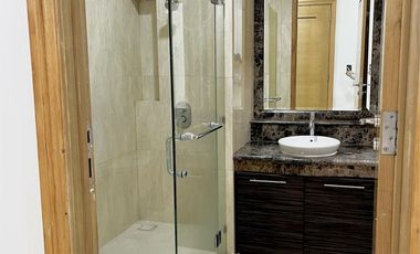 Disewakan Senayan Residence Apartment 3 Bedroom Siap Huni Kondisi Bagus dan Rapi