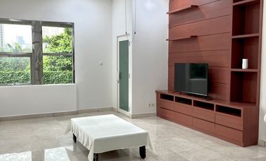 Disewakan Senayan Residence Apartment 3 Bedroom Siap Huni Kondisi Bagus dan Rapi
