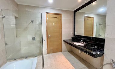 Disewakan Senayan Residence Apartment 3 Bedroom Siap Huni Kondisi Bagus dan Rapi