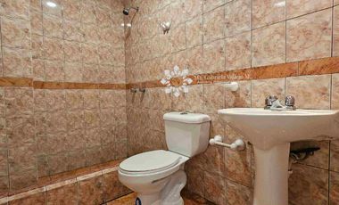 EN VENTA - AMPLIO DEPARTAMENTO DE 3 HABITACIONES EN AV. ORDOÑEZ LASSO