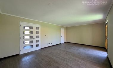 SAN ESTEBAN - VENDE CASA 3D 2B 1E COND. LOS SOLARES