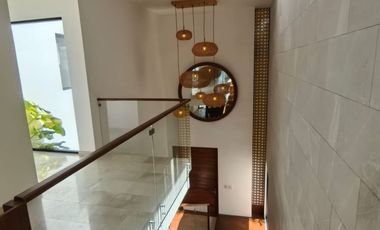 CASA EN VENTA LAGOS DEL SOL CANCUN COLIBRIS